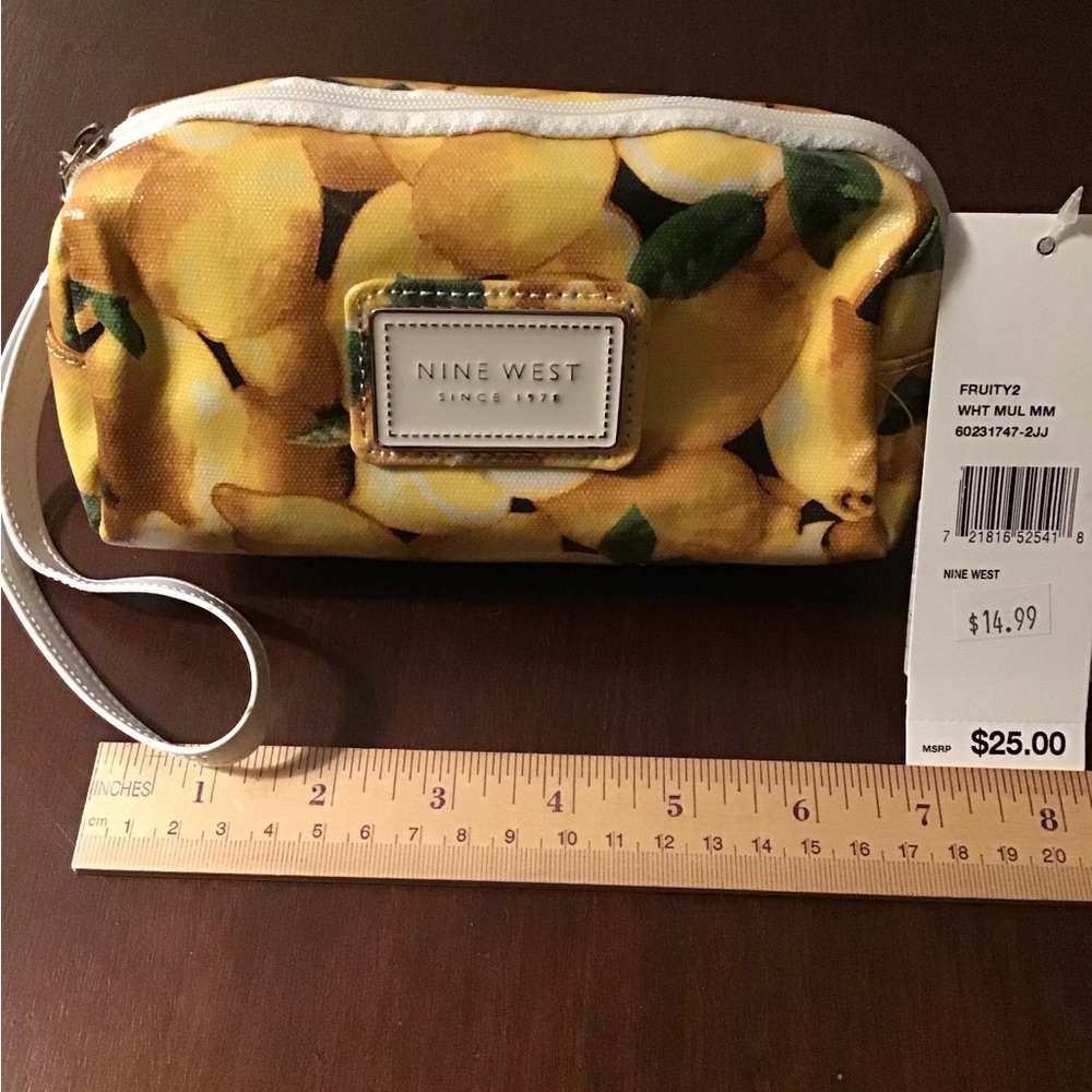 Nine West lemon wristlet
